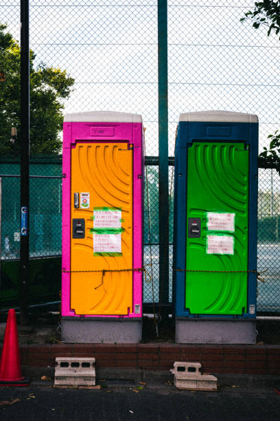 Best Porta potty delivery and setup  in Des Plaines, IL